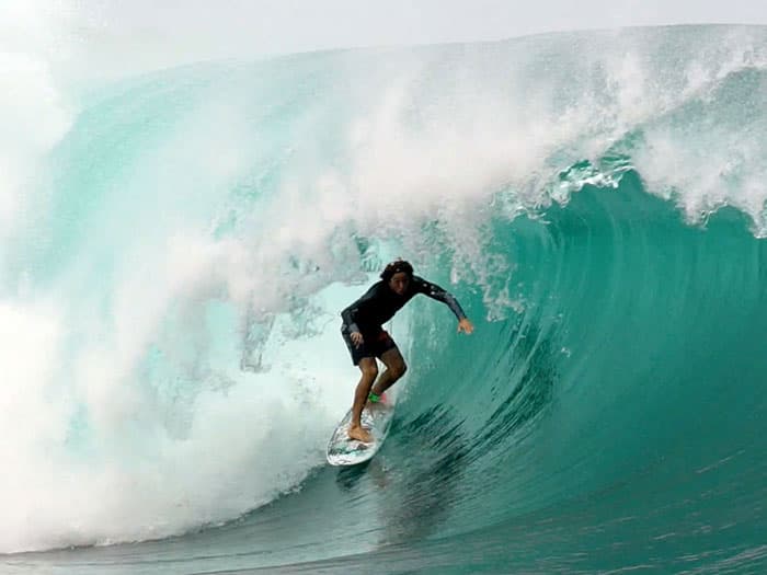 Yago in a deep left barrel