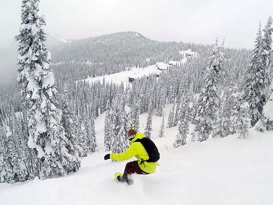 SNOWBOARDING BALDFACE WITH OUR GUIDE PROVEN TECHNOLOGY OUTERWEAR
