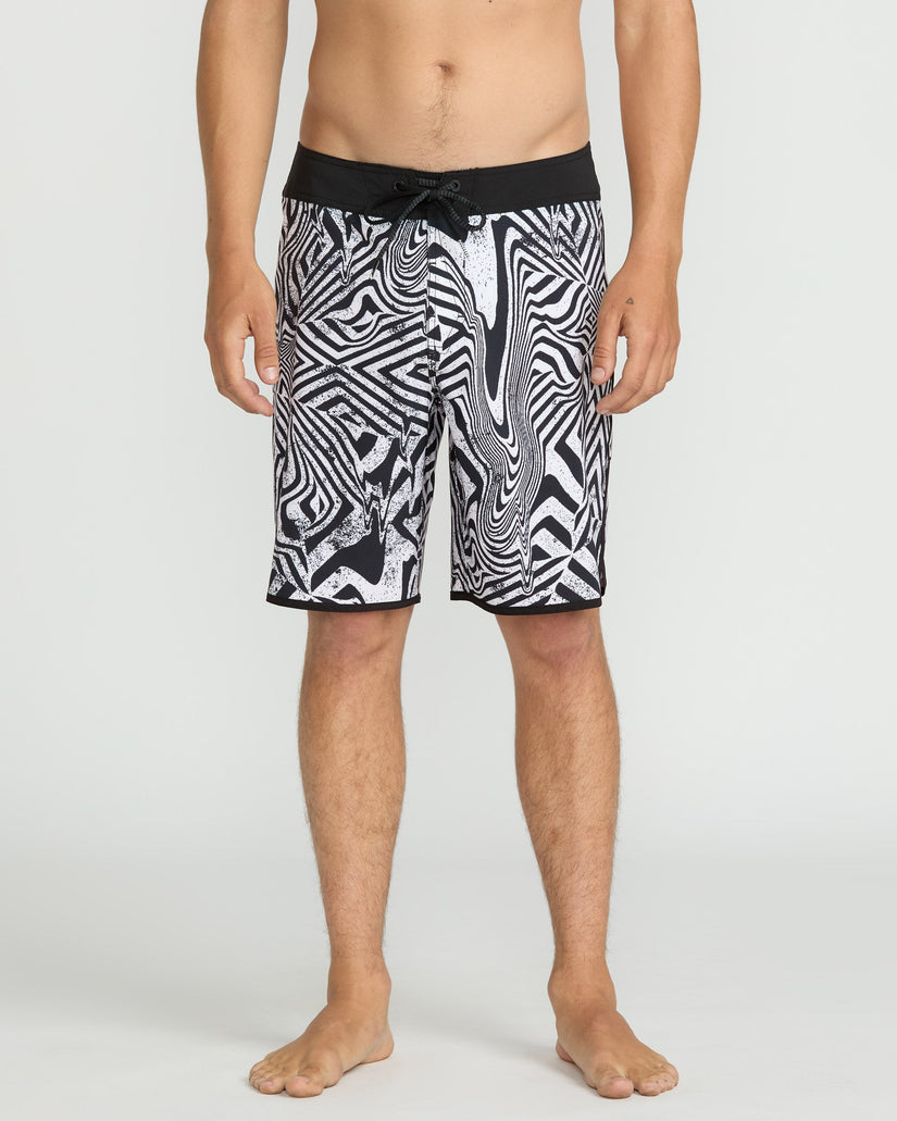 Boardshort Infuse Scallop Mod 19" - White Black