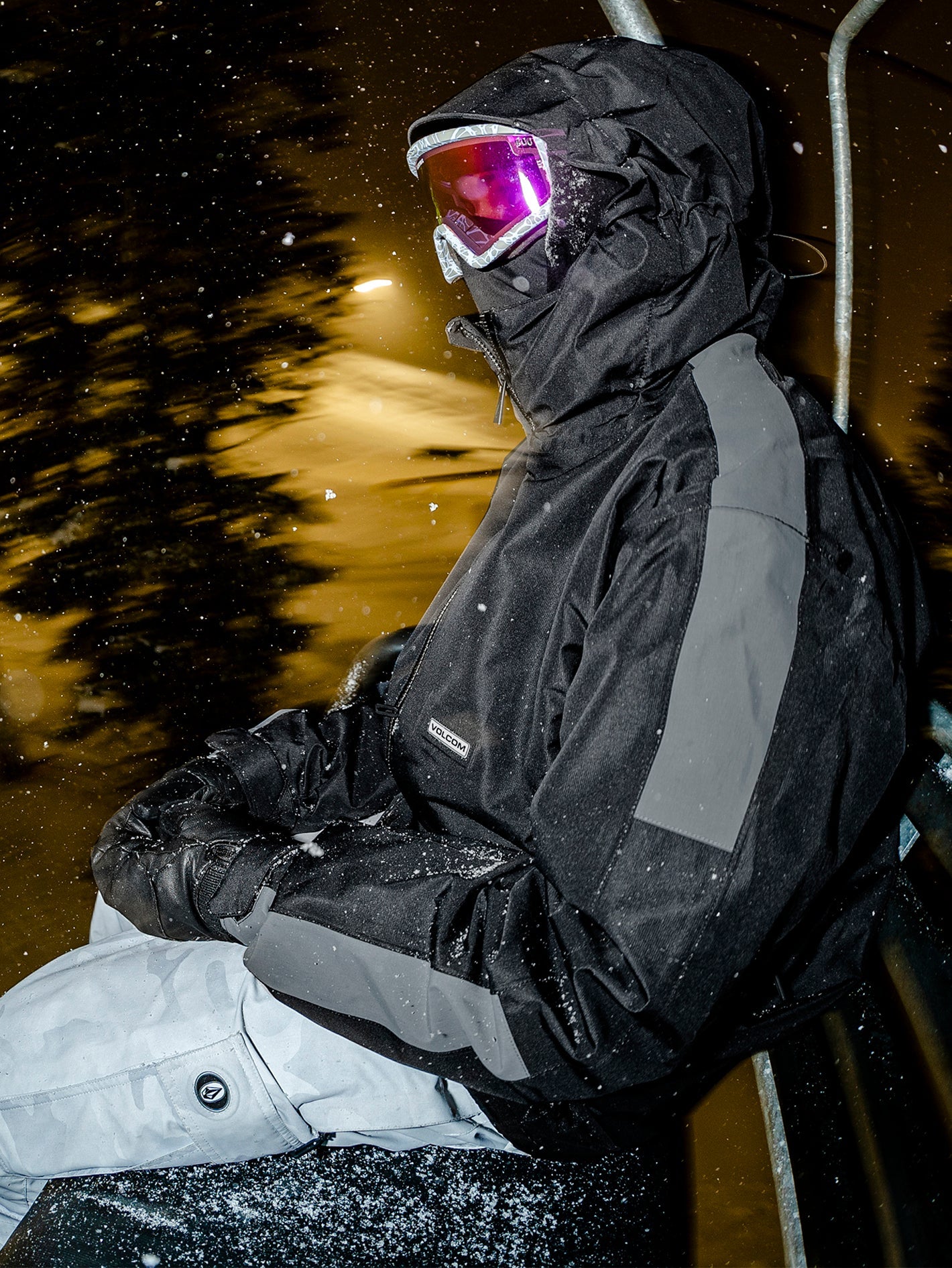 VOLCOM ナイトブレイカージャケット OUTLET】VOLCOM Mens Nightbreaker Jacket - Black